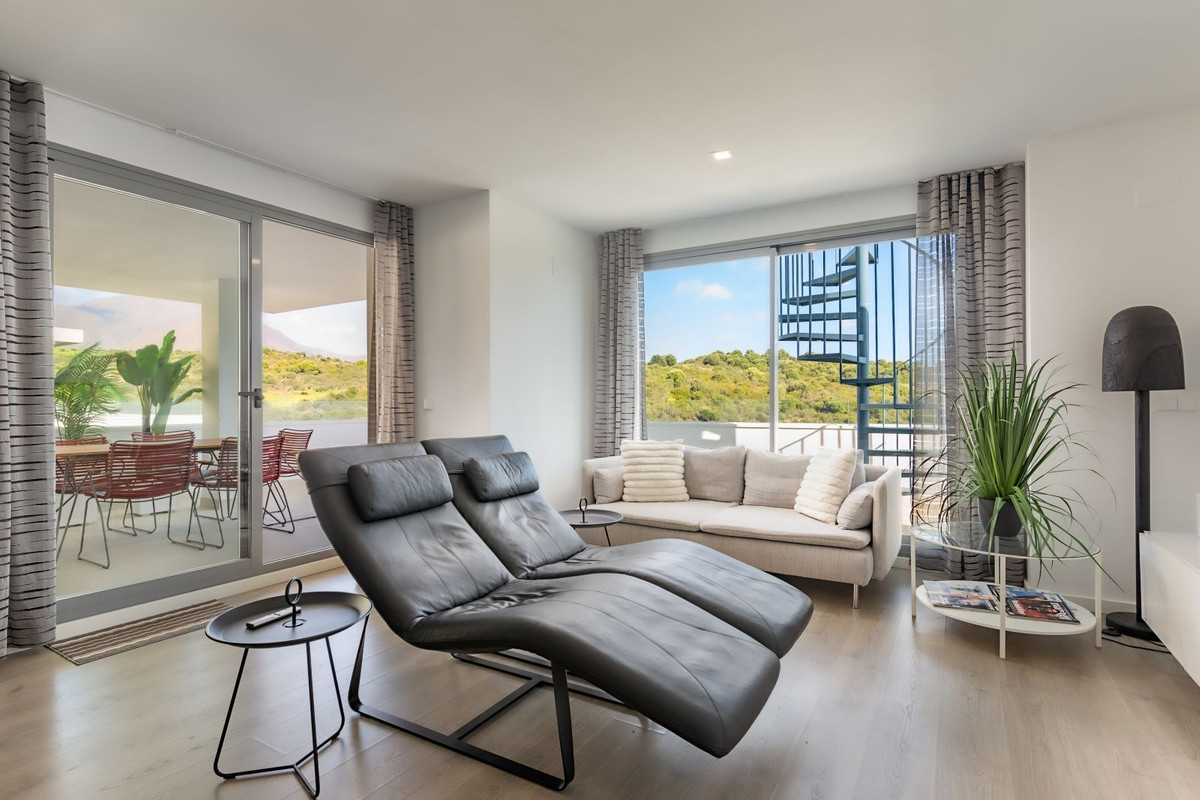 3 Bedroom Apartment for Sale in Estepona — 5