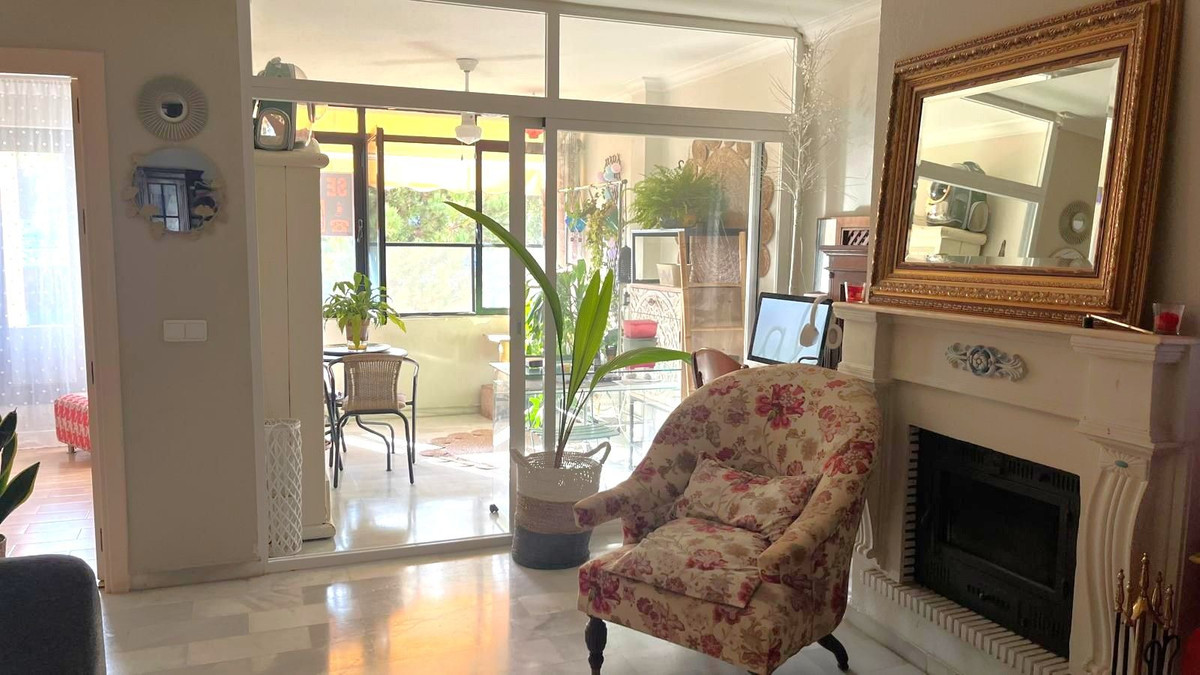 3 Bedroom Apartment for Sale in Puerto Banús — 5