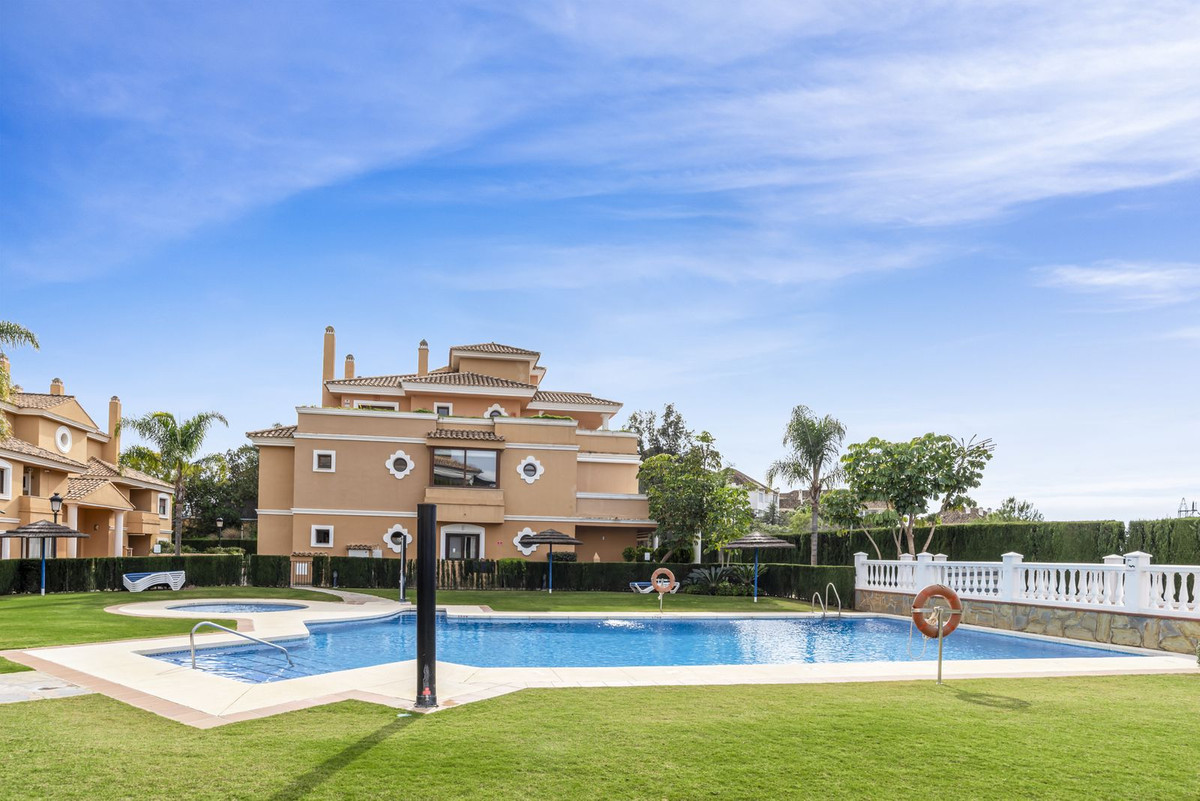 2 Bedroom Apartment for Sale in The Golden Mile