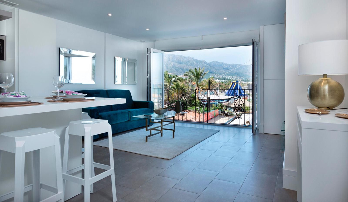 2 Bedroom Apartment for Sale in The Golden Mile — 2