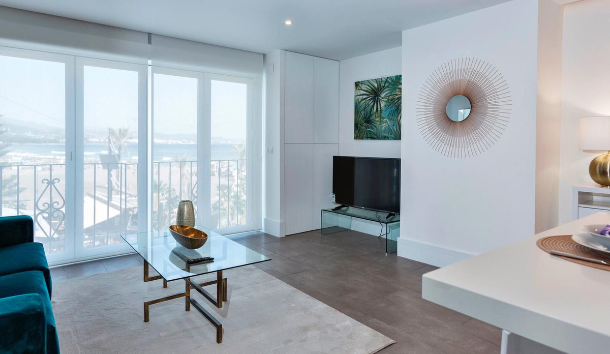 2 Bedroom Apartment for Sale in The Golden Mile — 4