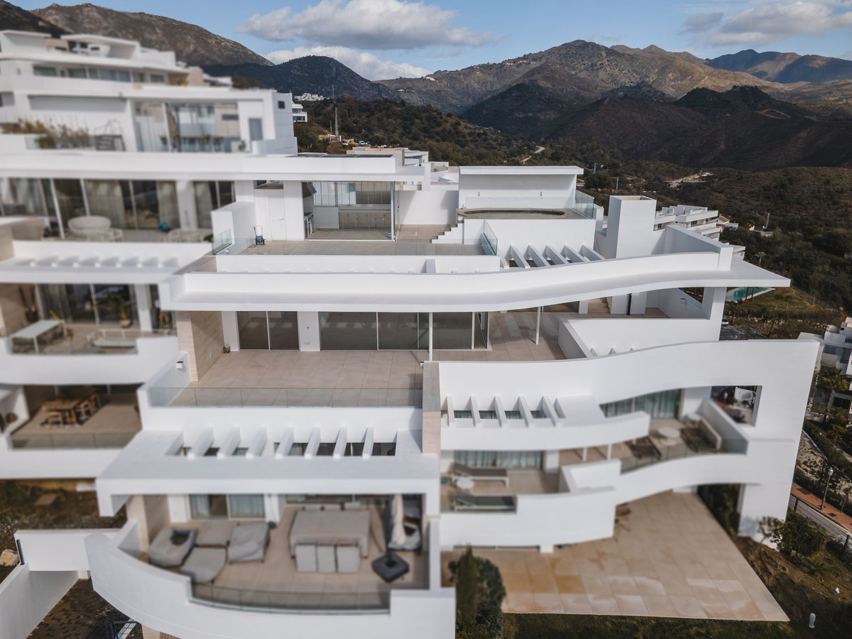 3 Bedroom Apartment for Sale in Ojén