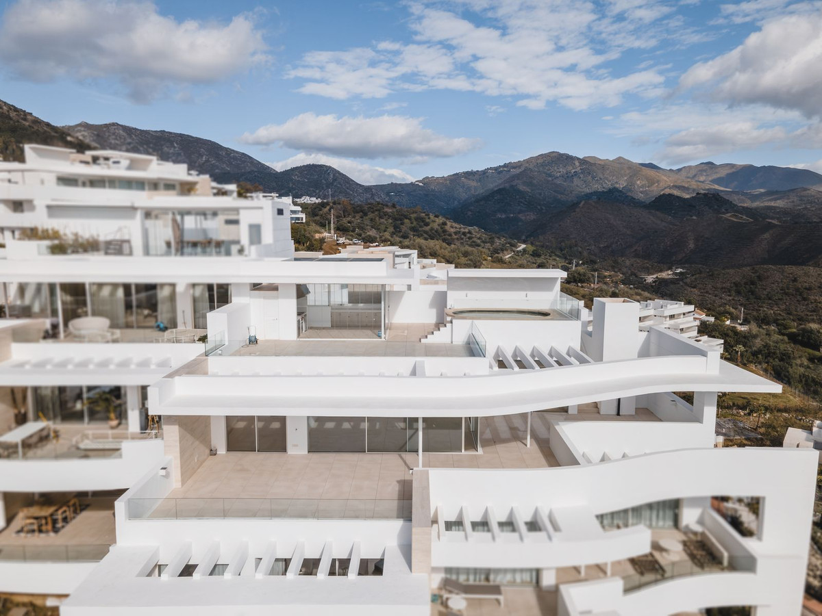 3 Bedroom Apartment for Sale in Ojén — 3