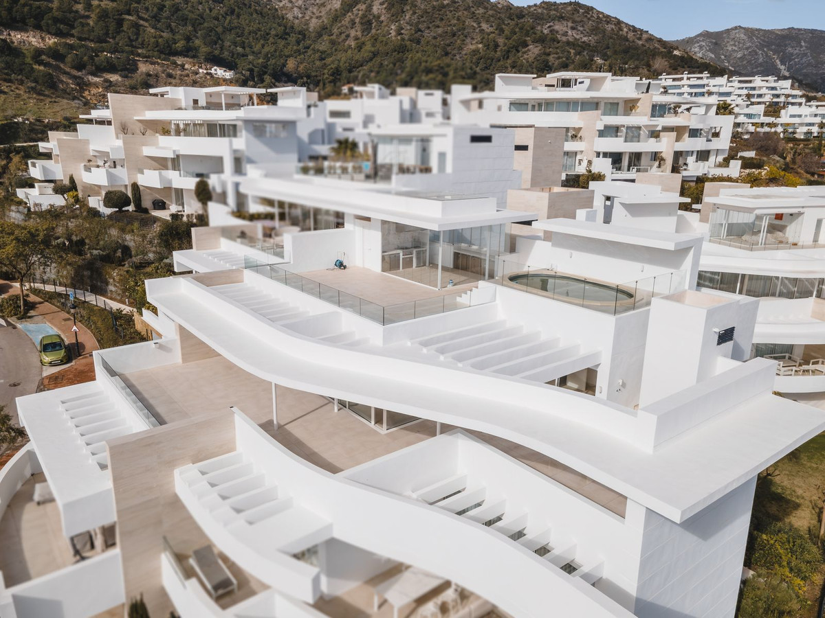 3 Bedroom Apartment for Sale in Ojén — 4