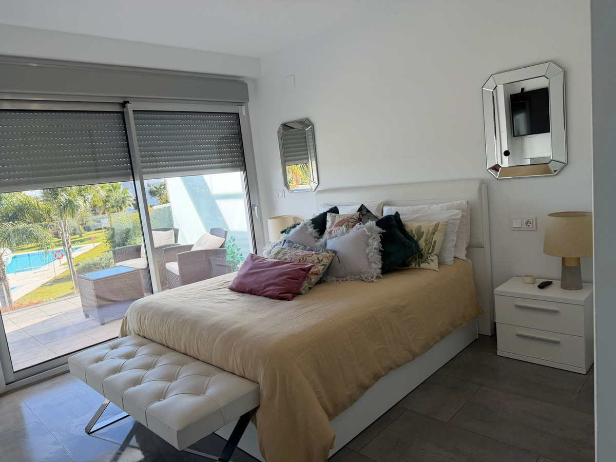 2 Bedroom Apartment for Sale in Estepona — 2