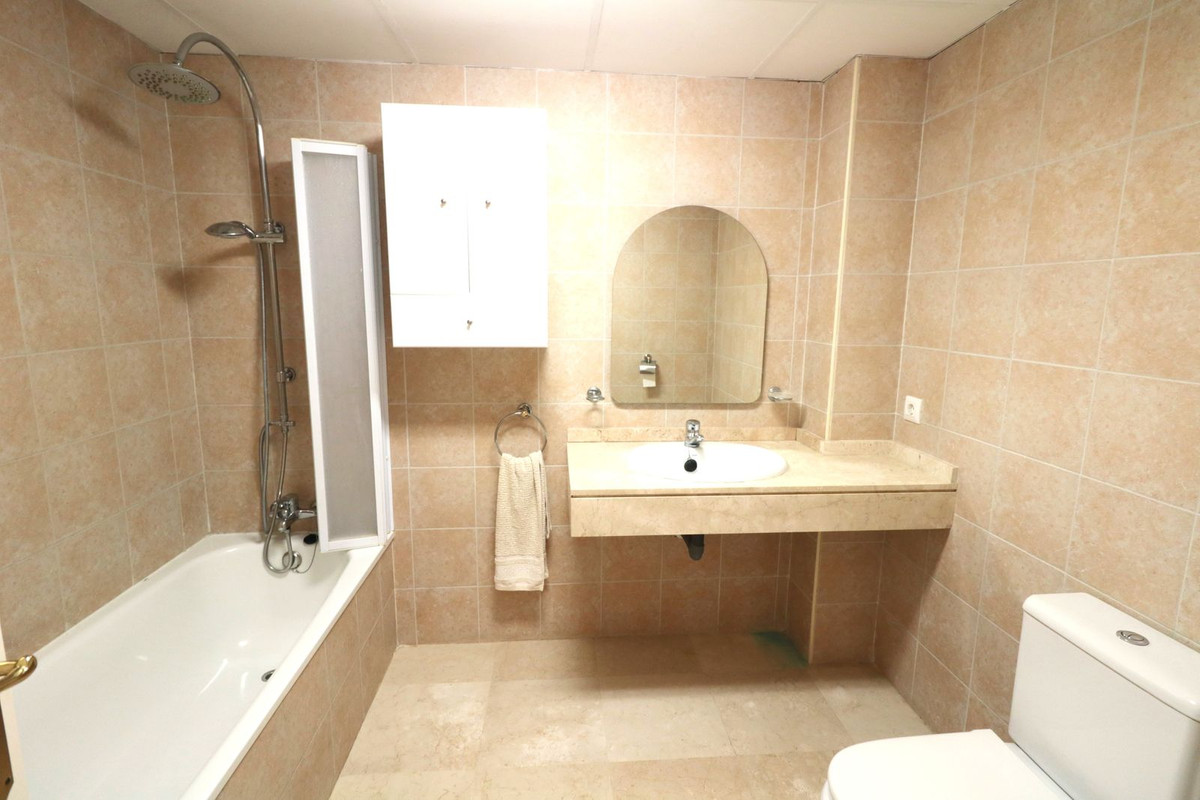 3 Bedroom Apartment for Sale in New Golden Mile — 9