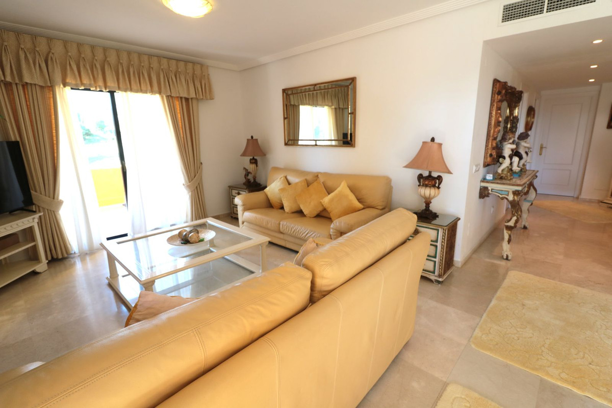 3 Bedroom Apartment for Sale in New Golden Mile — view 10