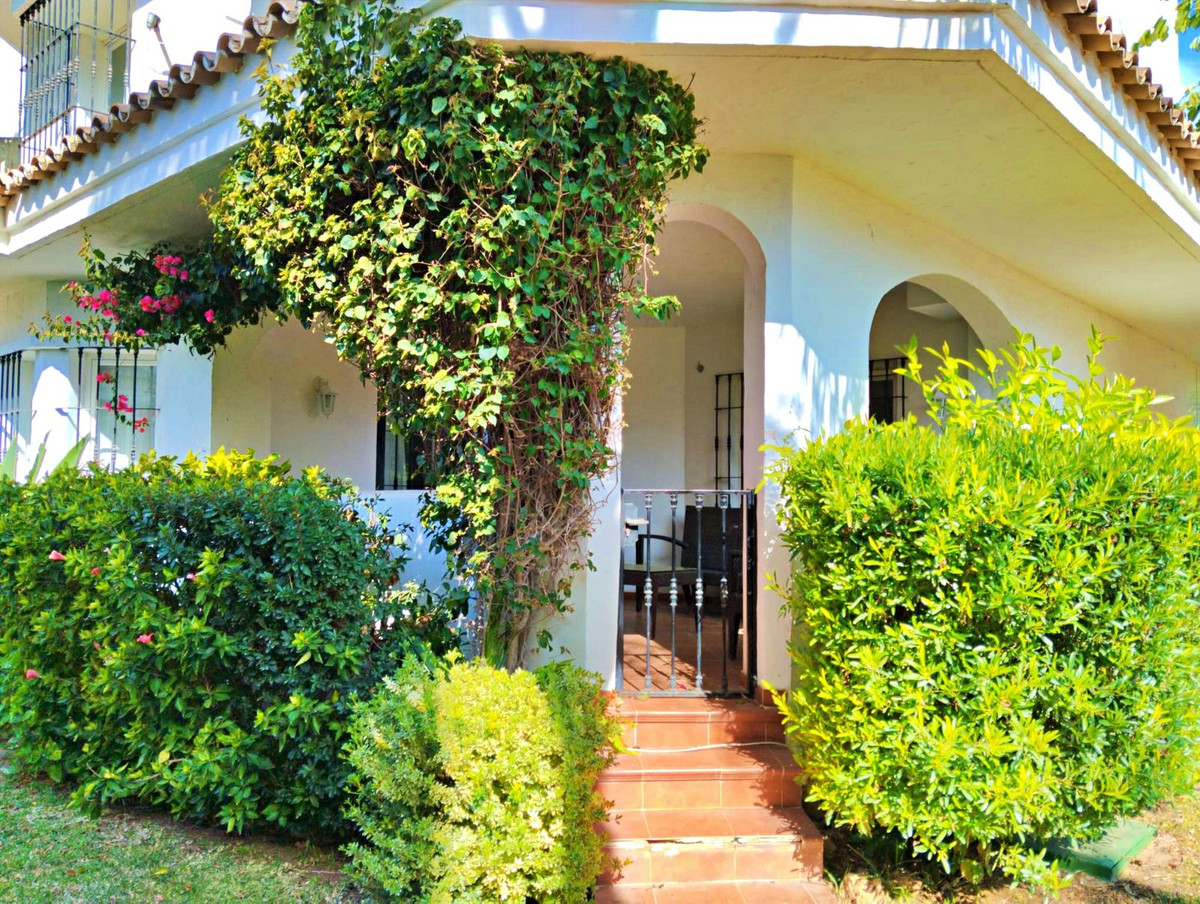 2 Bedroom Apartment for Sale in Nueva Andalucía — 8