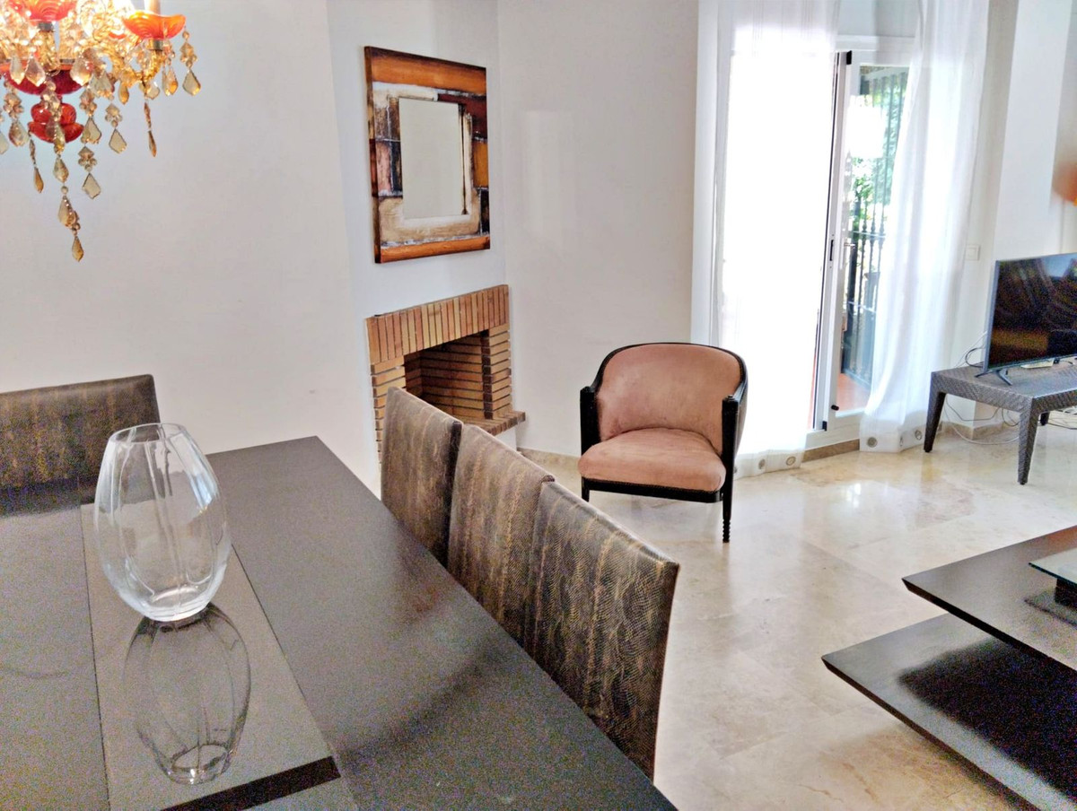 2 Bedroom Apartment for Sale in Nueva Andalucía — 9