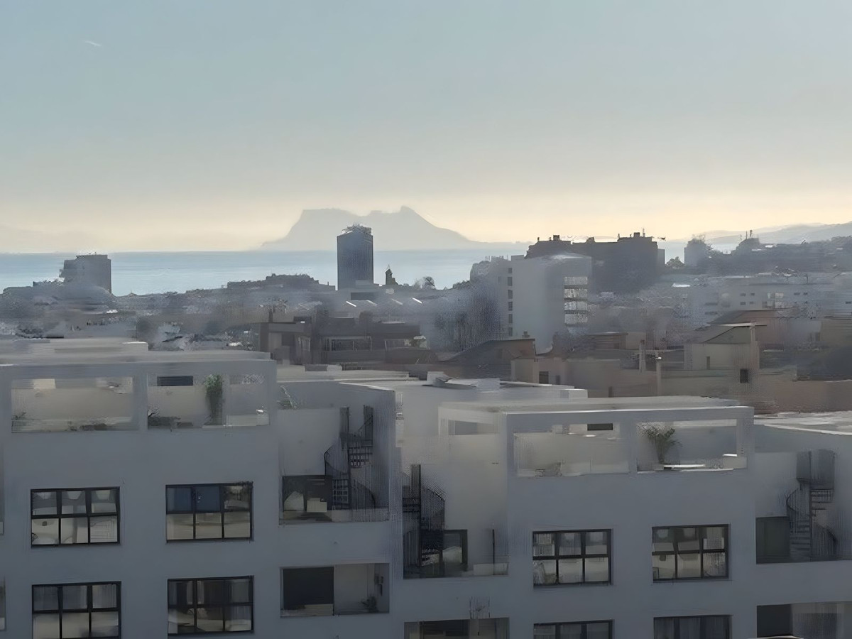 2 Bedroom Apartment for Sale in Estepona — 8