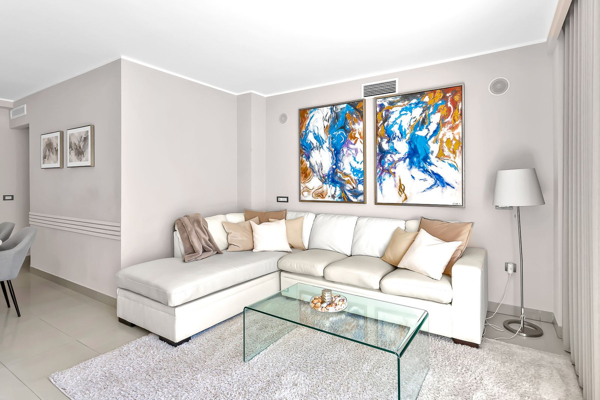 3 Bedroom Apartment for Sale in New Golden Mile — 8