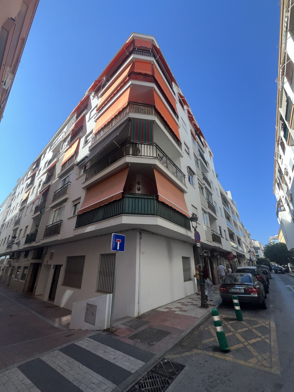 2 Bedroom Apartment for Sale in Estepona