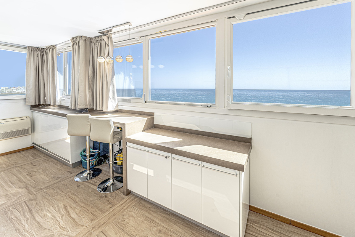 2 Bedroom Apartment for Sale in Estepona — 4
