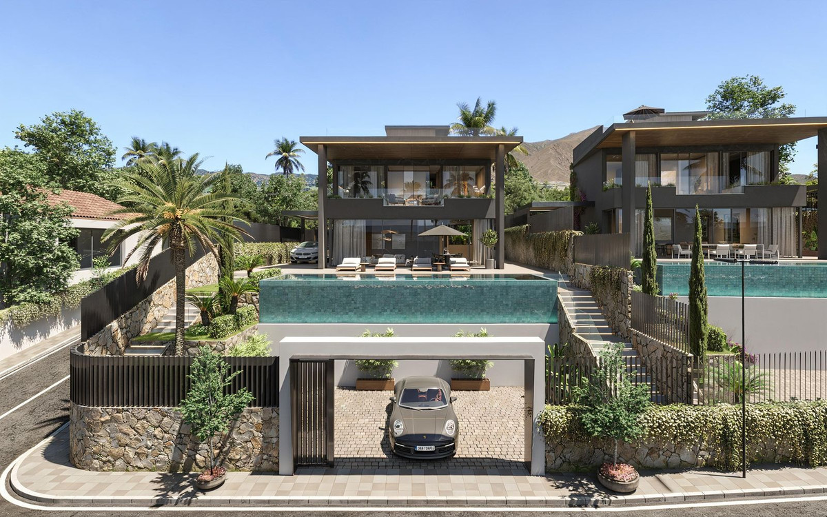 Plot for Sale in Estepona — 3