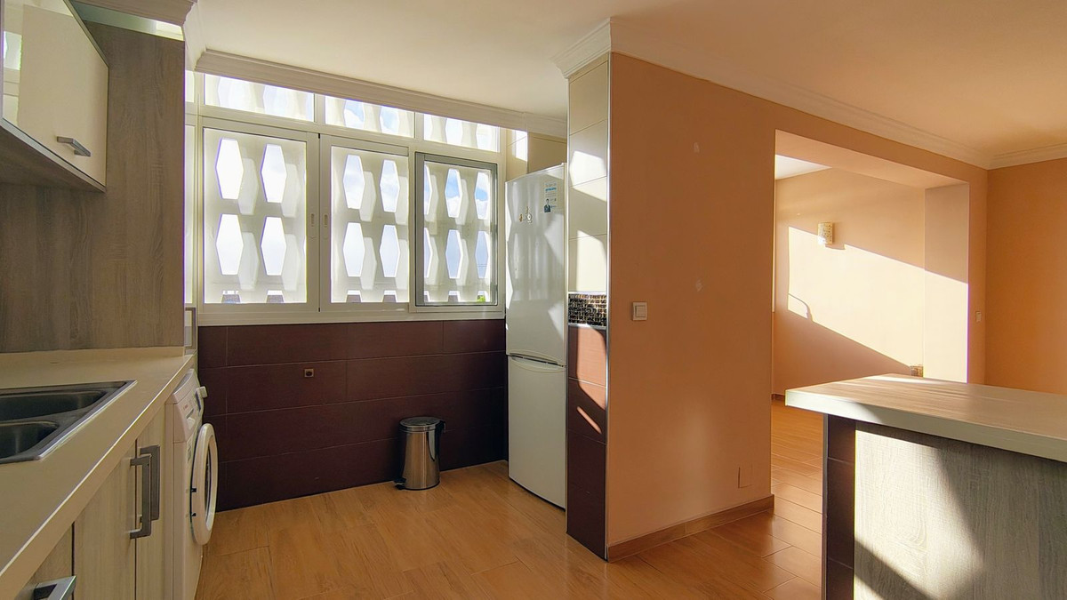 4 Bedroom Apartment for Sale in San Pedro de Alcántara — 7