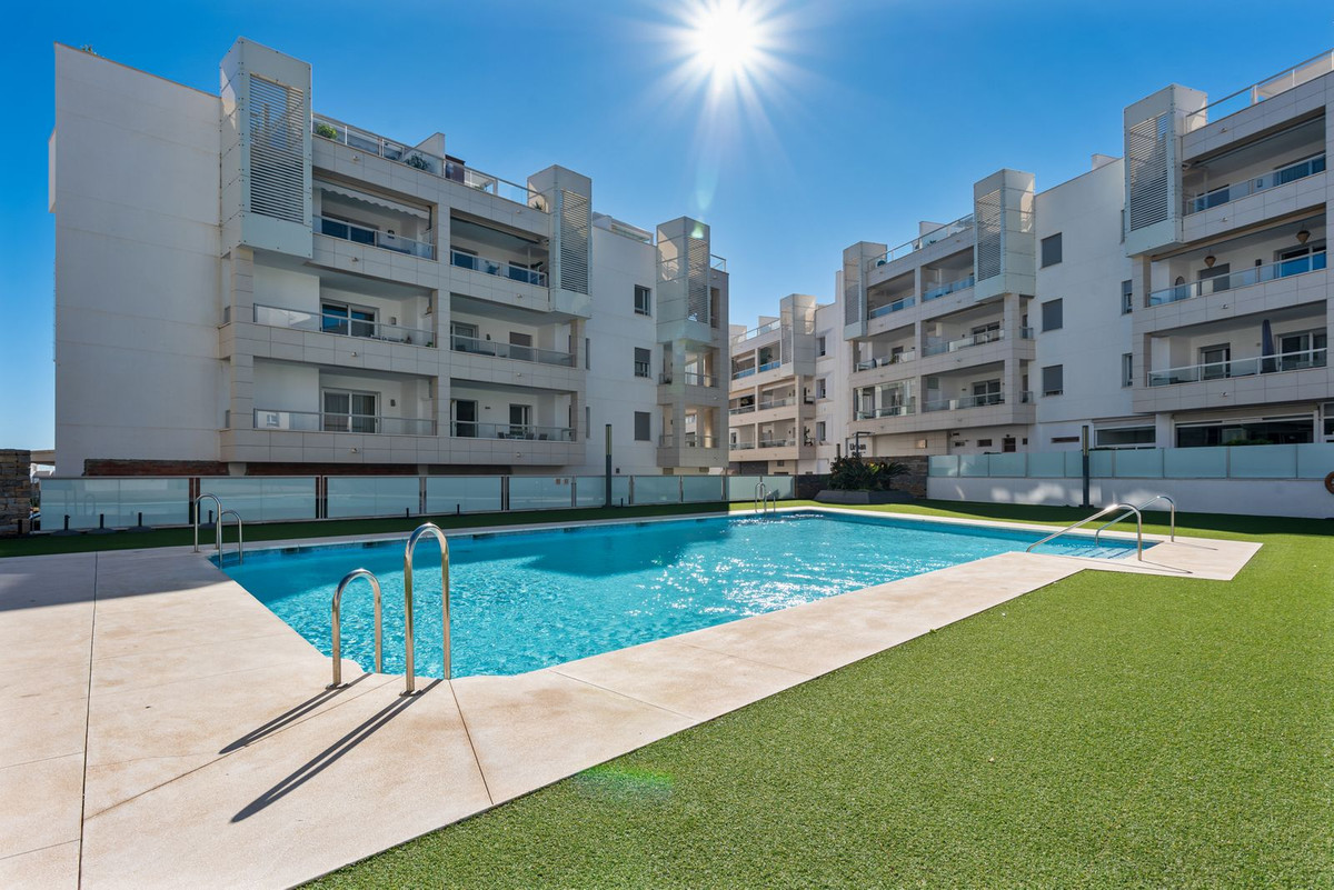 3 Bedroom Apartment for Sale in San Pedro de Alcántara — 2