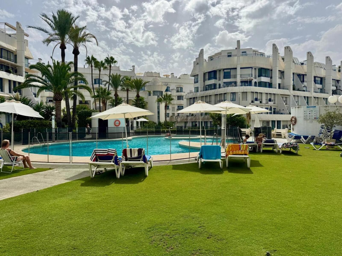 2 Bedroom Apartment for Sale in The Golden Mile