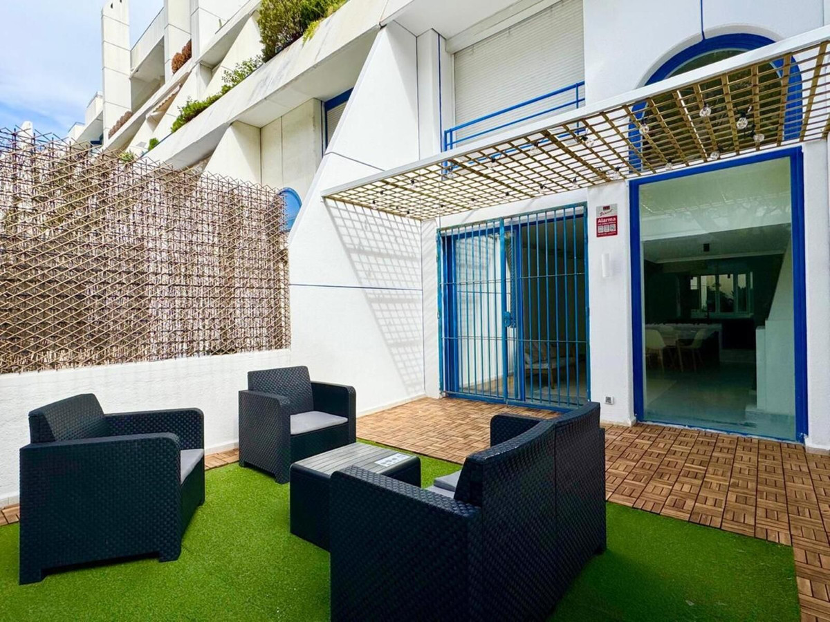 2 Bedroom Apartment for Sale in The Golden Mile — 2