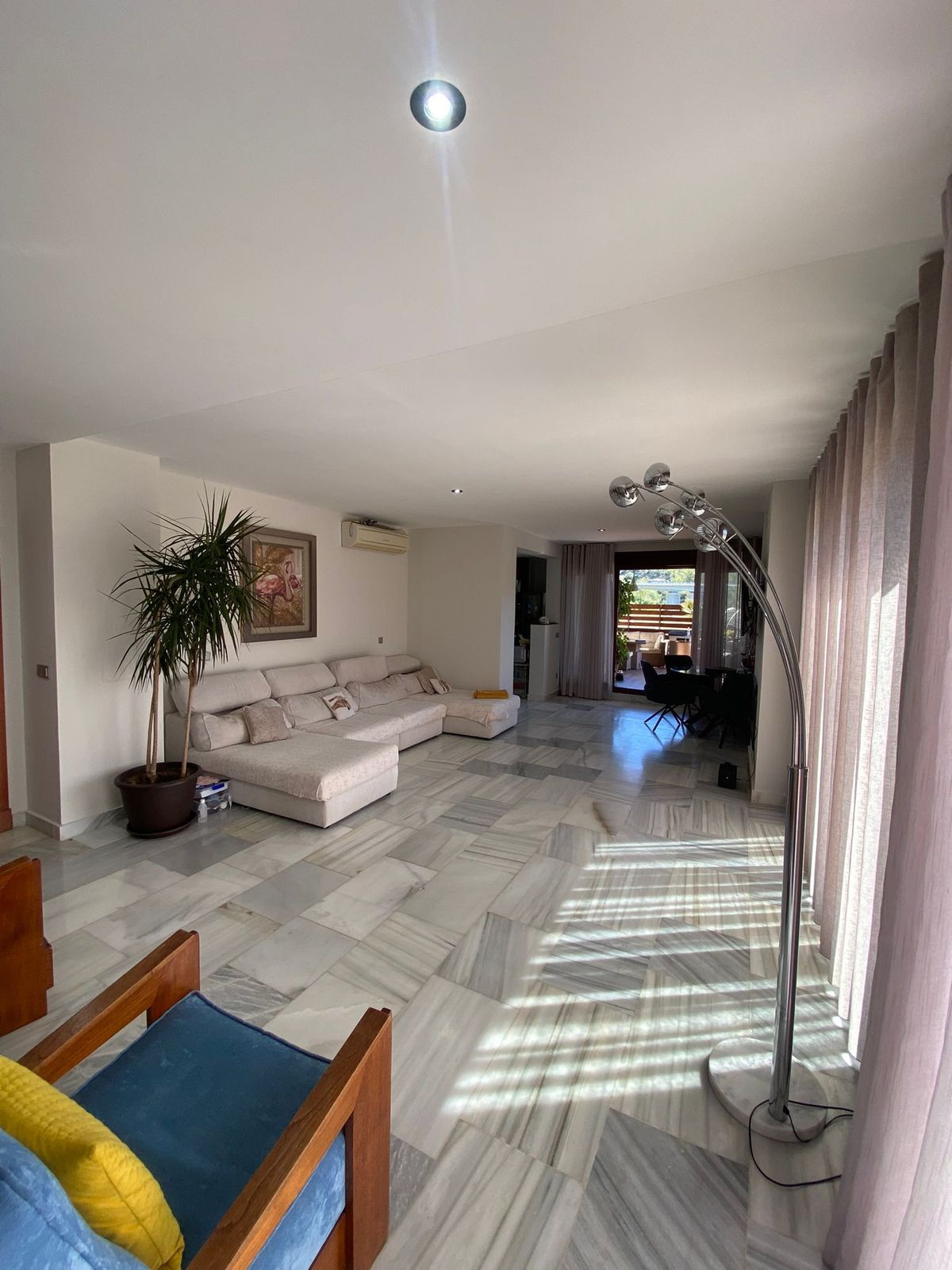4 Bedroom Villa for Sale in Benahavís — 5