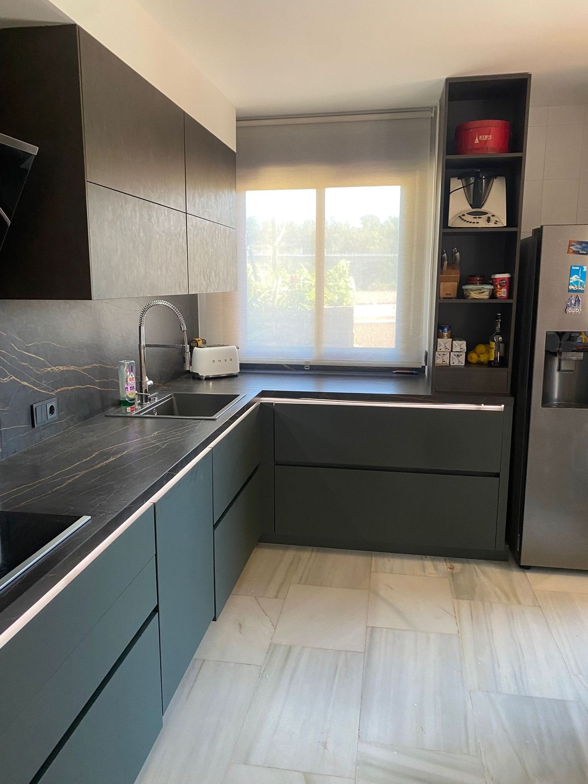 4 Bedroom Villa for Sale in Benahavís — 8