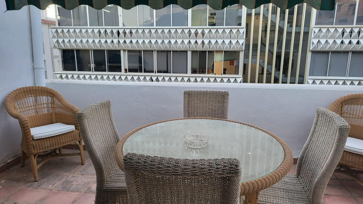 2 Bedroom Apartment for Sale in Marbella — 6