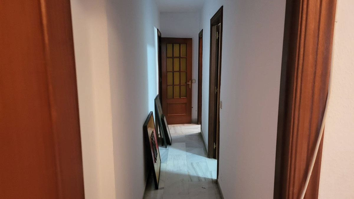 2 Bedroom Apartment for Sale in Marbella — 7