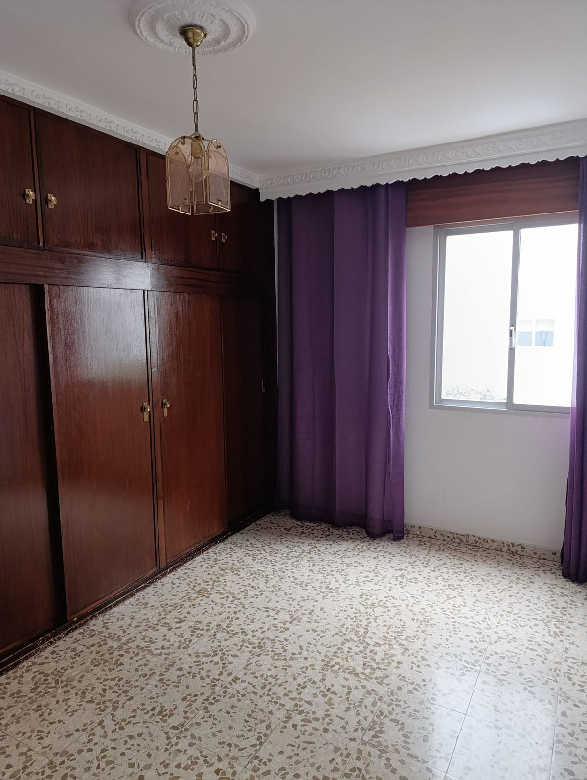 3 Bedroom Apartment for Sale in Estepona — 3