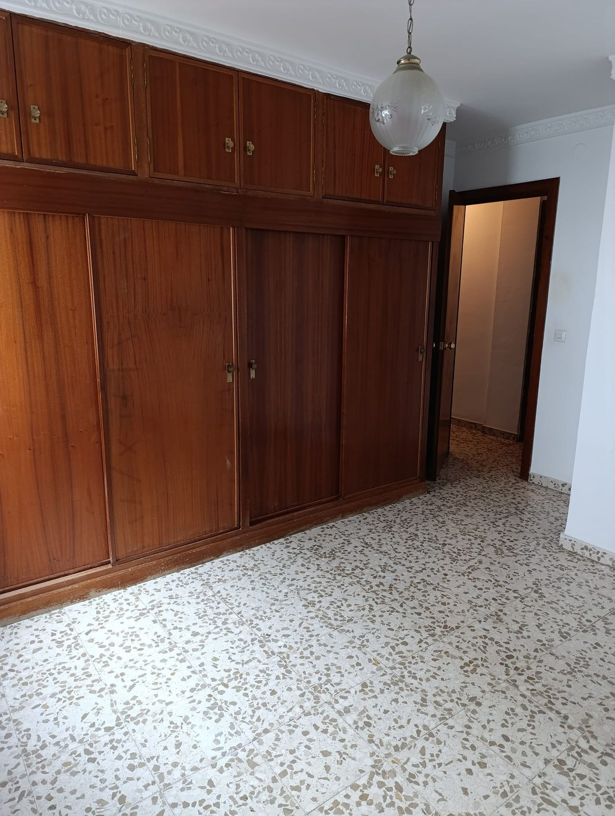 3 Bedroom Apartment for Sale in Estepona — 6