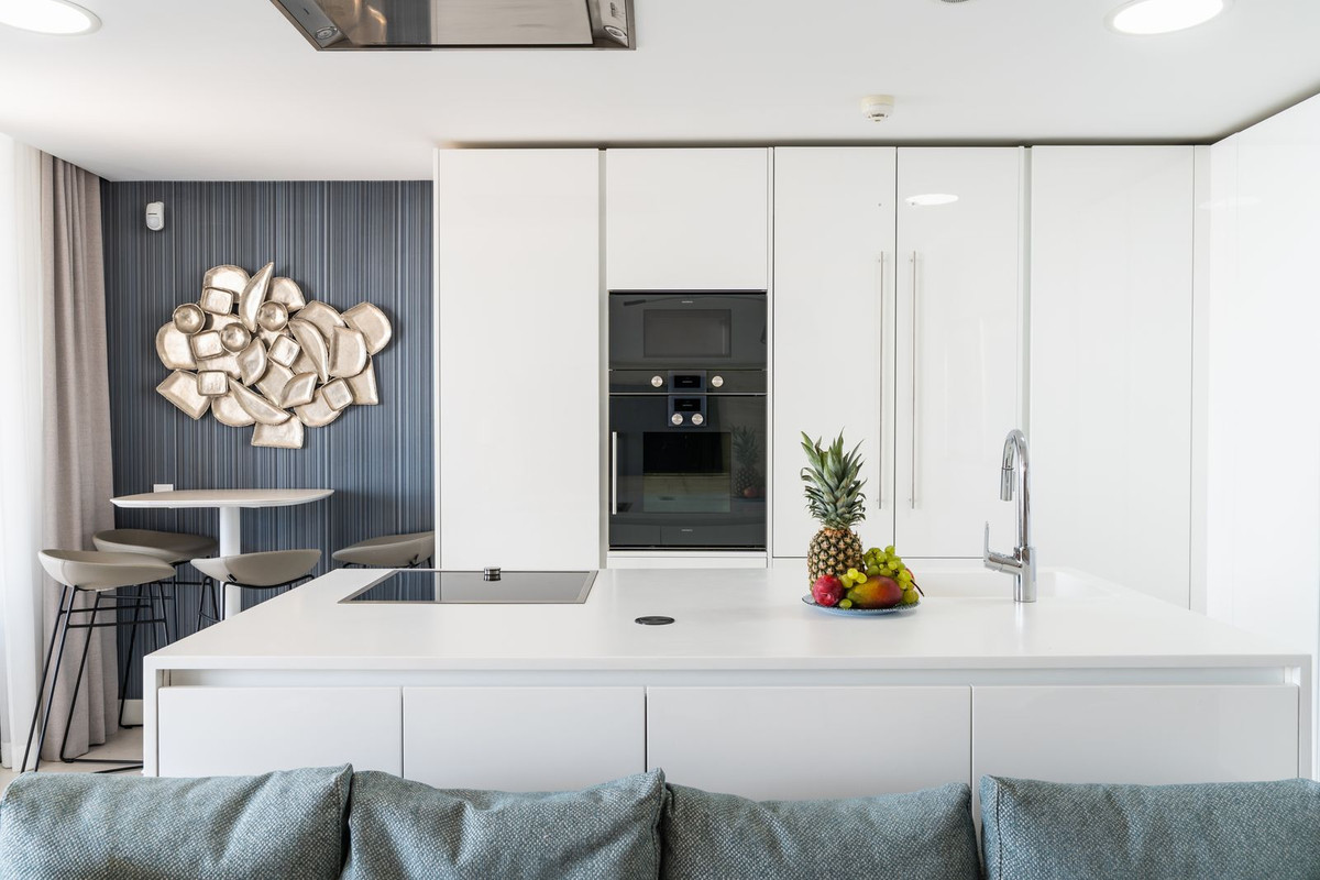 2 Bedroom Apartment for Sale in Estepona — 7