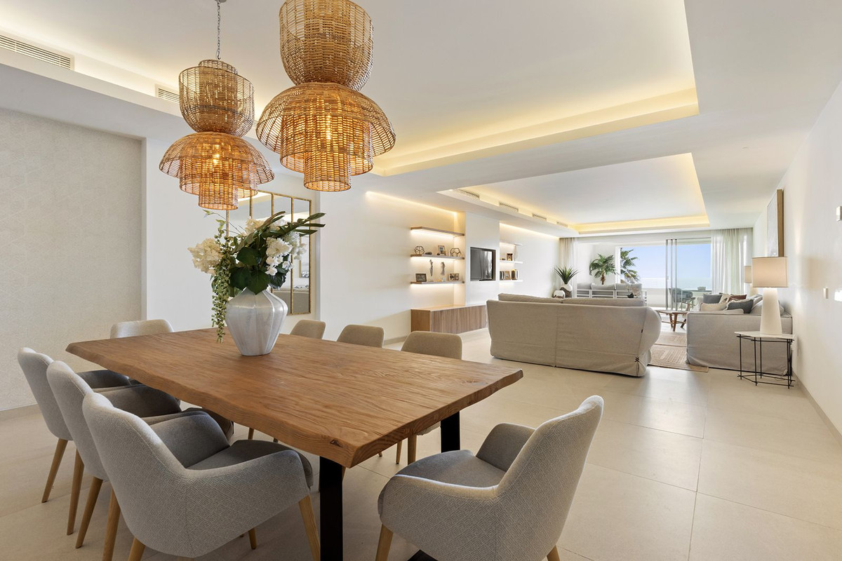 3 Bedroom Apartment for Sale in Estepona — 5