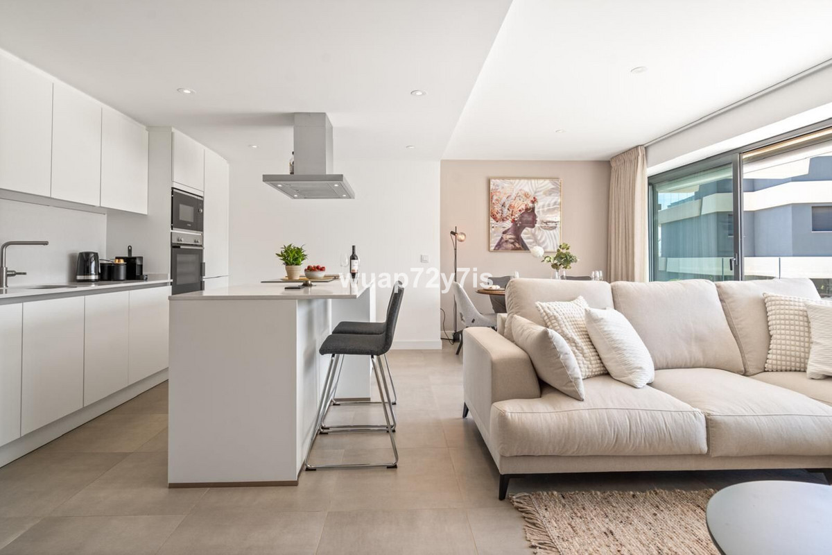 3 Bedroom Apartment for Sale in Selwo — 6