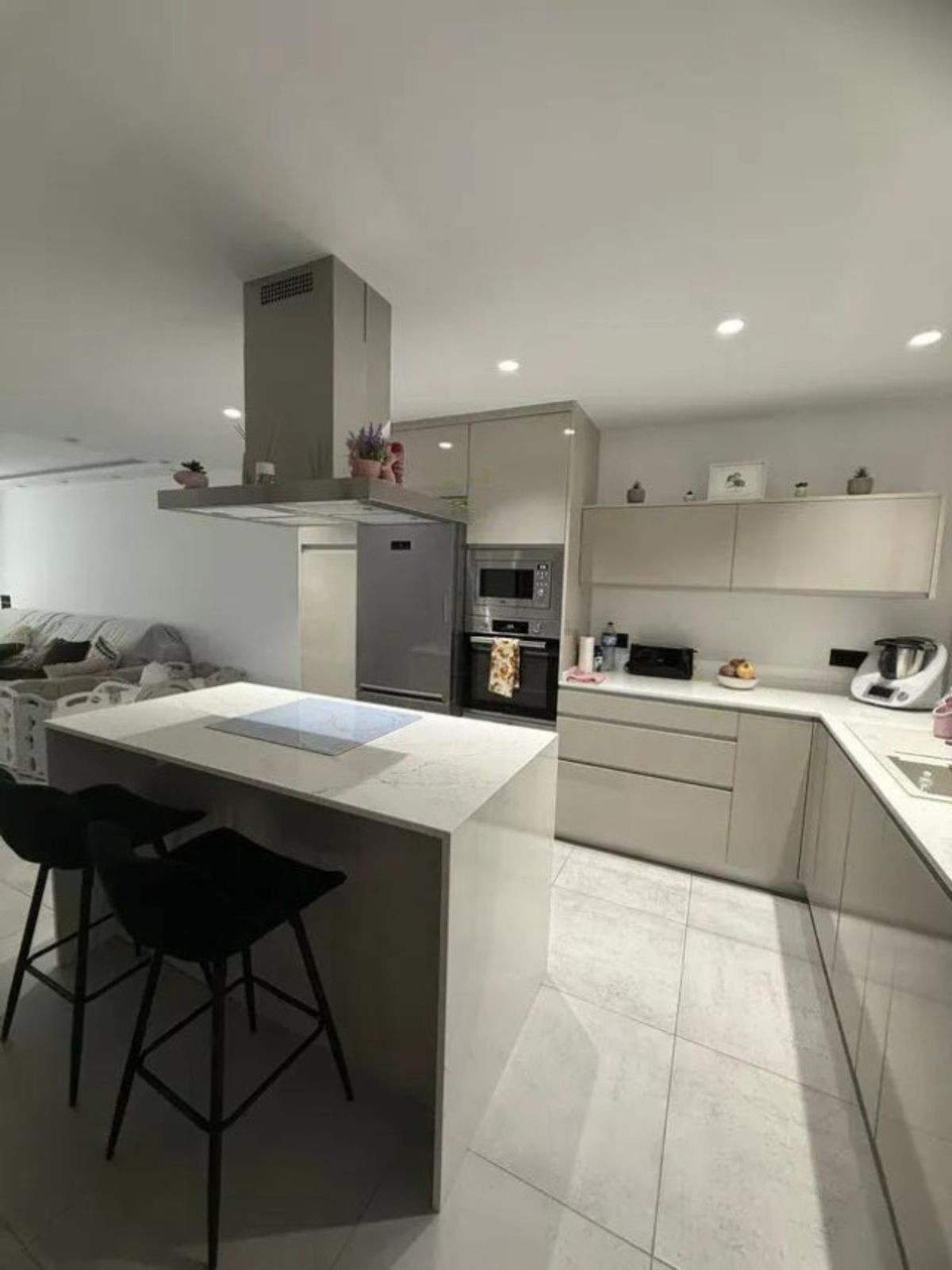 4 Bedroom Villa for Sale in Marbella — 3