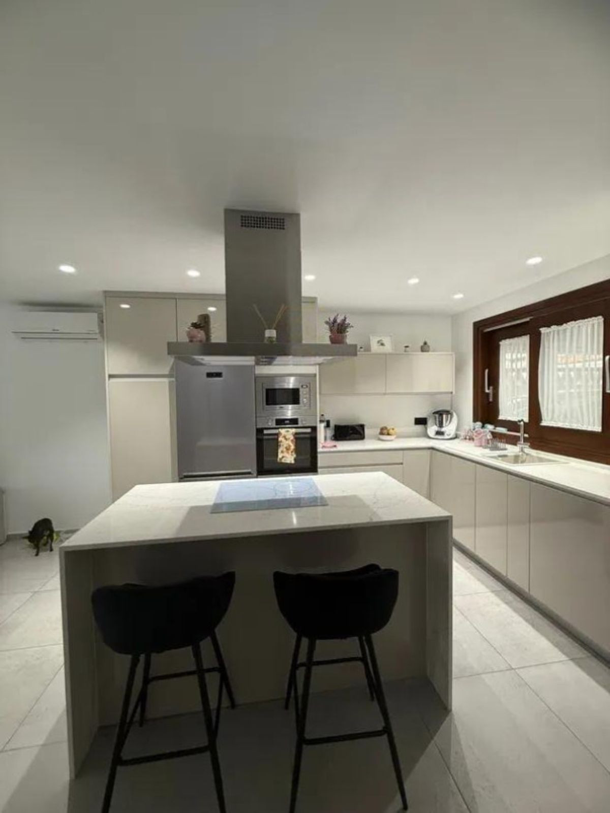 4 Bedroom Villa for Sale in Marbella — 6