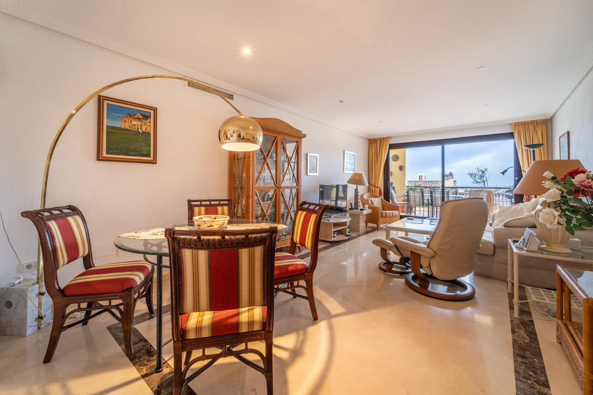 3 Bedroom Apartment for Sale in Los Arqueros — 2