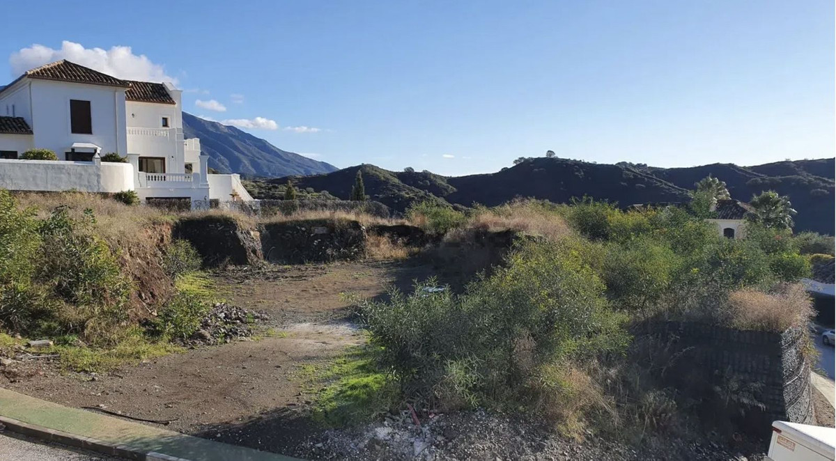 Plot for Sale in Benahavís — view 10