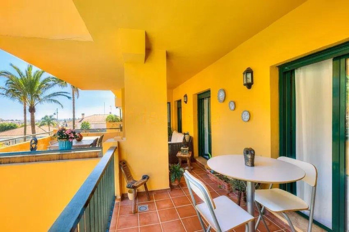 3 Bedroom Apartment for Sale in San Pedro de Alcántara — 4