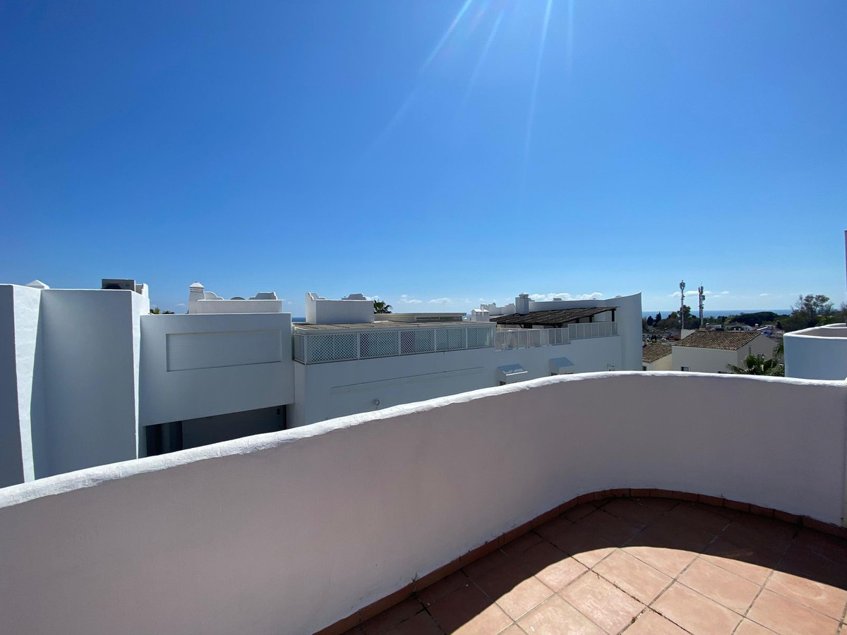 2 Bedroom Apartment for Sale in The Golden Mile — 7