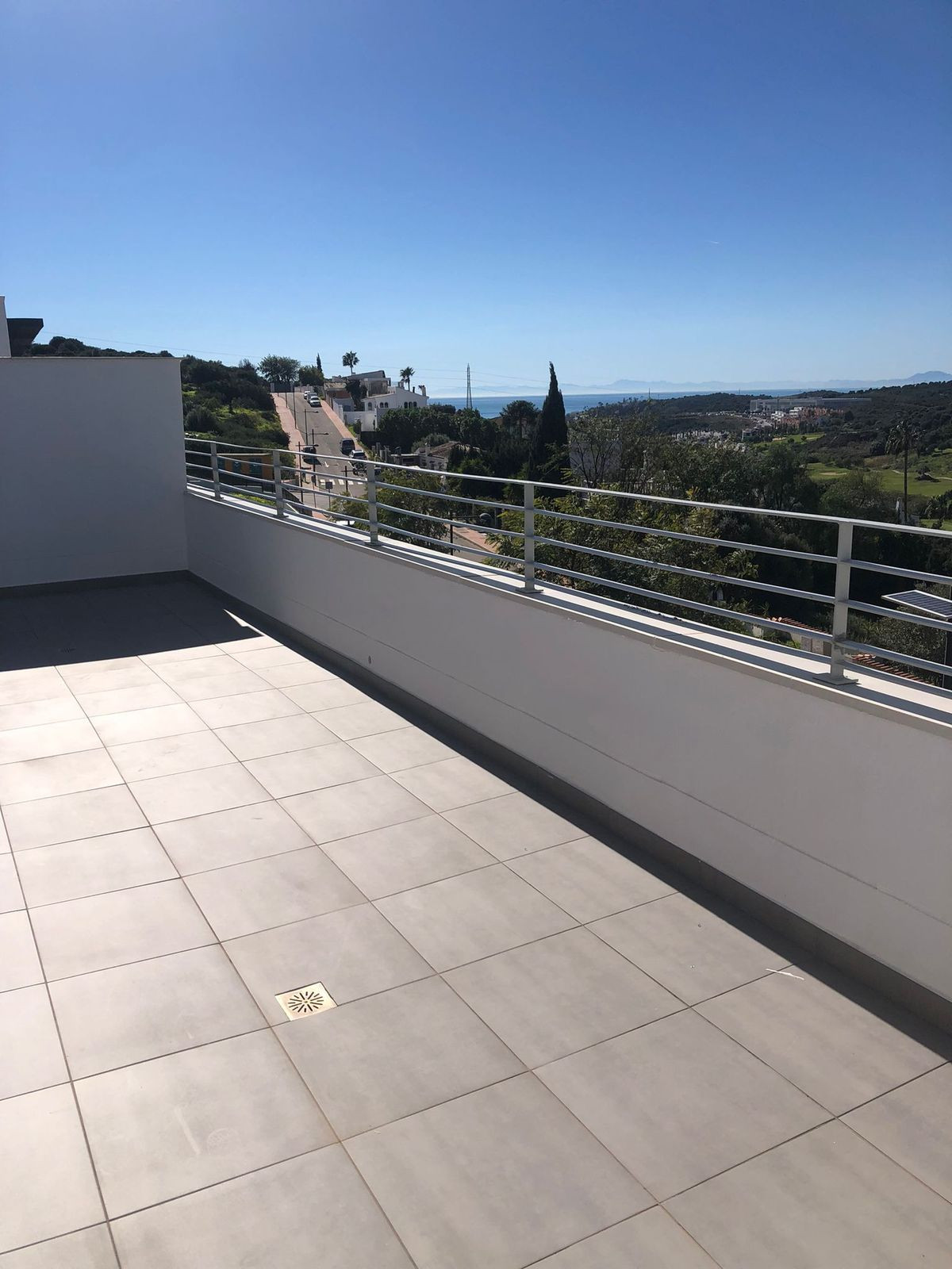 2 Bedroom Apartment for Sale in Estepona — 3