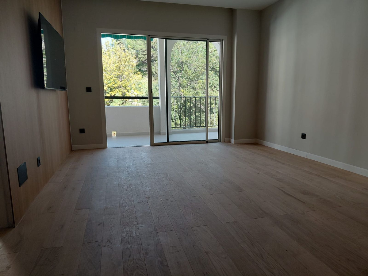 1 Bedroom Apartment for Sale in Marbella — 9