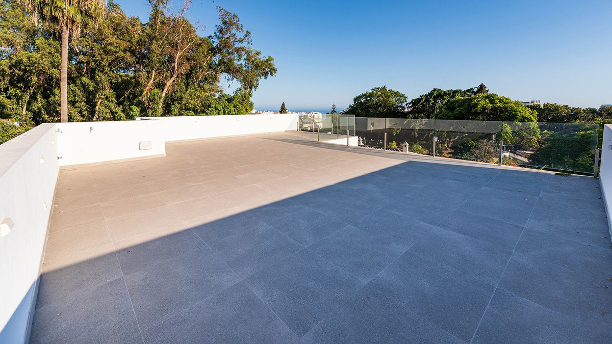 5 Bedroom Villa for Sale in Marbella — 9