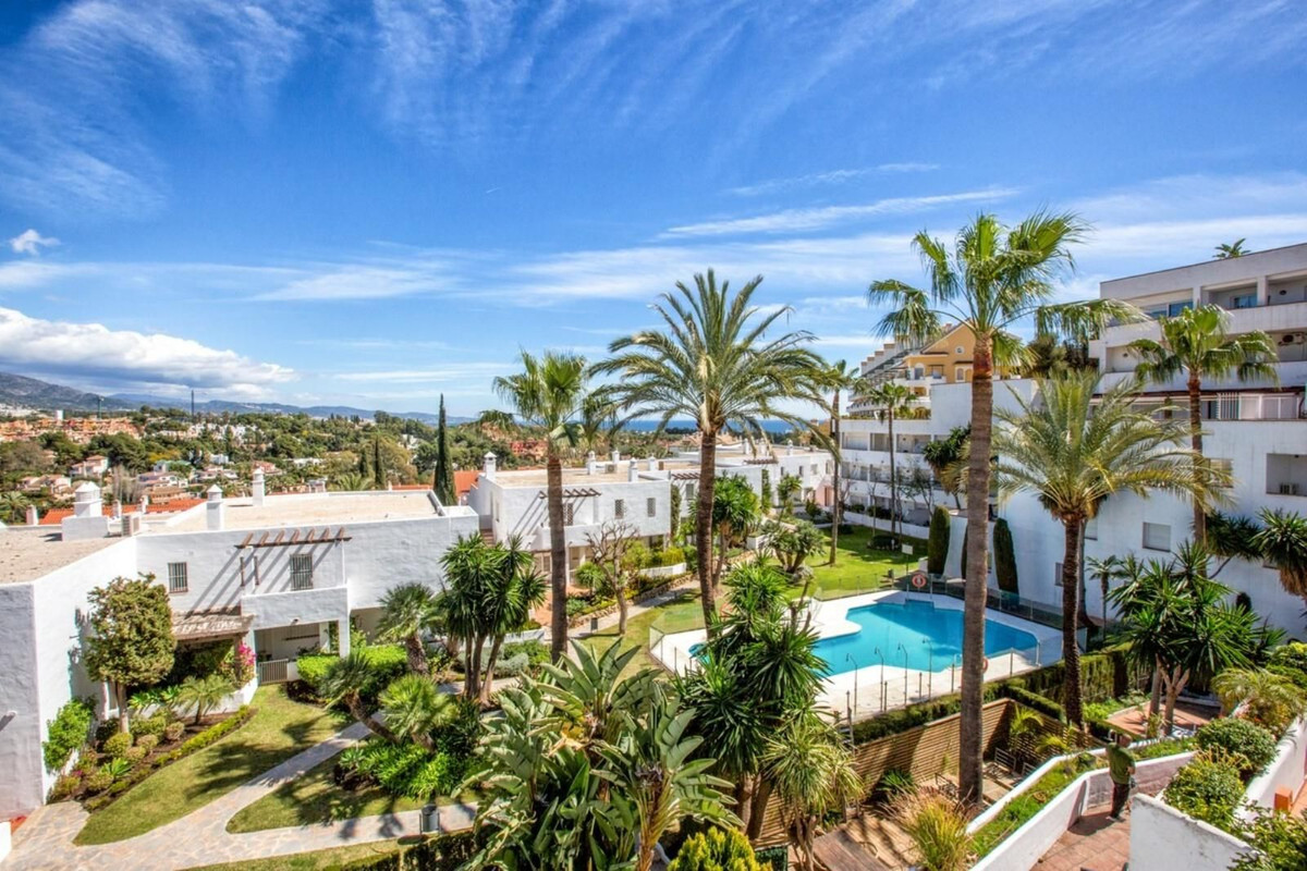 2 Bedroom Apartment for Sale in Nueva Andalucía