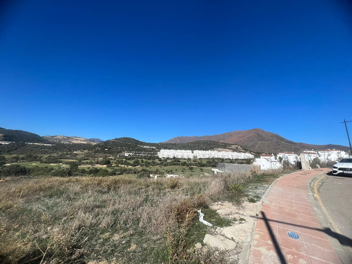 Plot for Sale in Estepona — 3