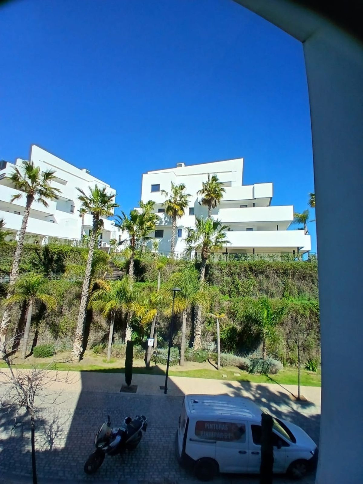 2 Bedroom Apartment for Sale in Estepona