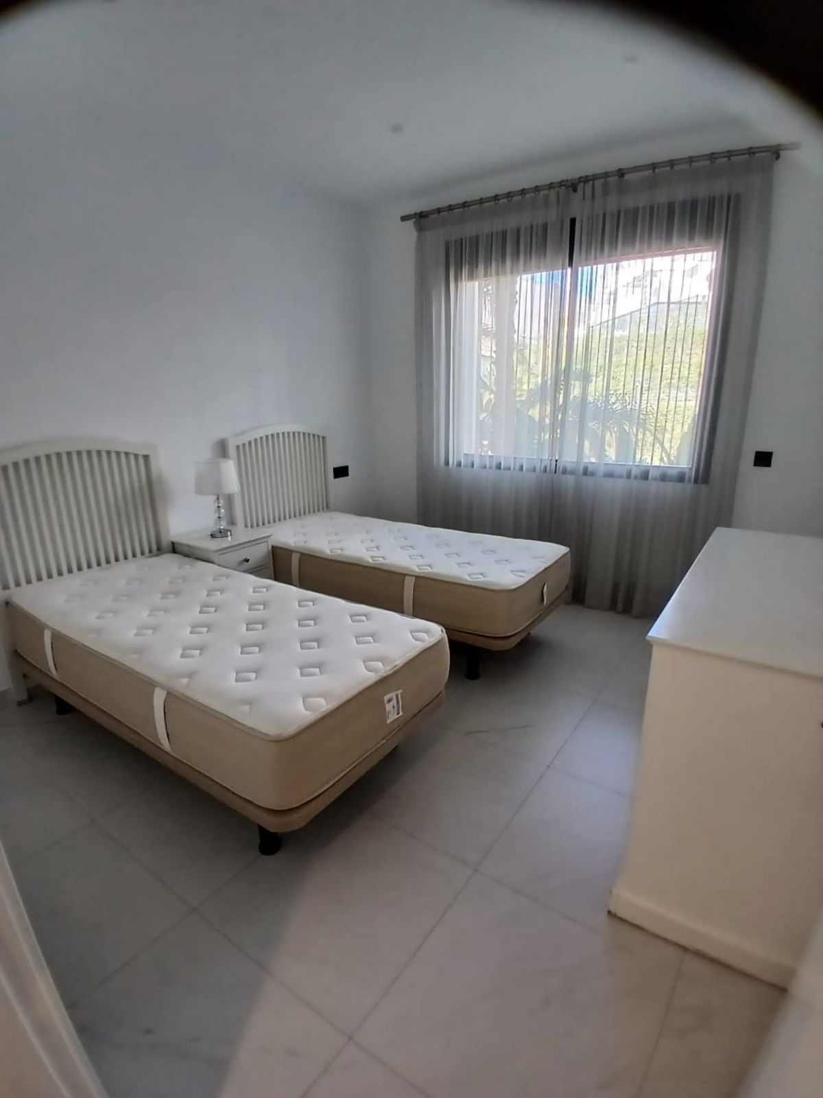 2 Bedroom Apartment for Sale in Estepona — view 10