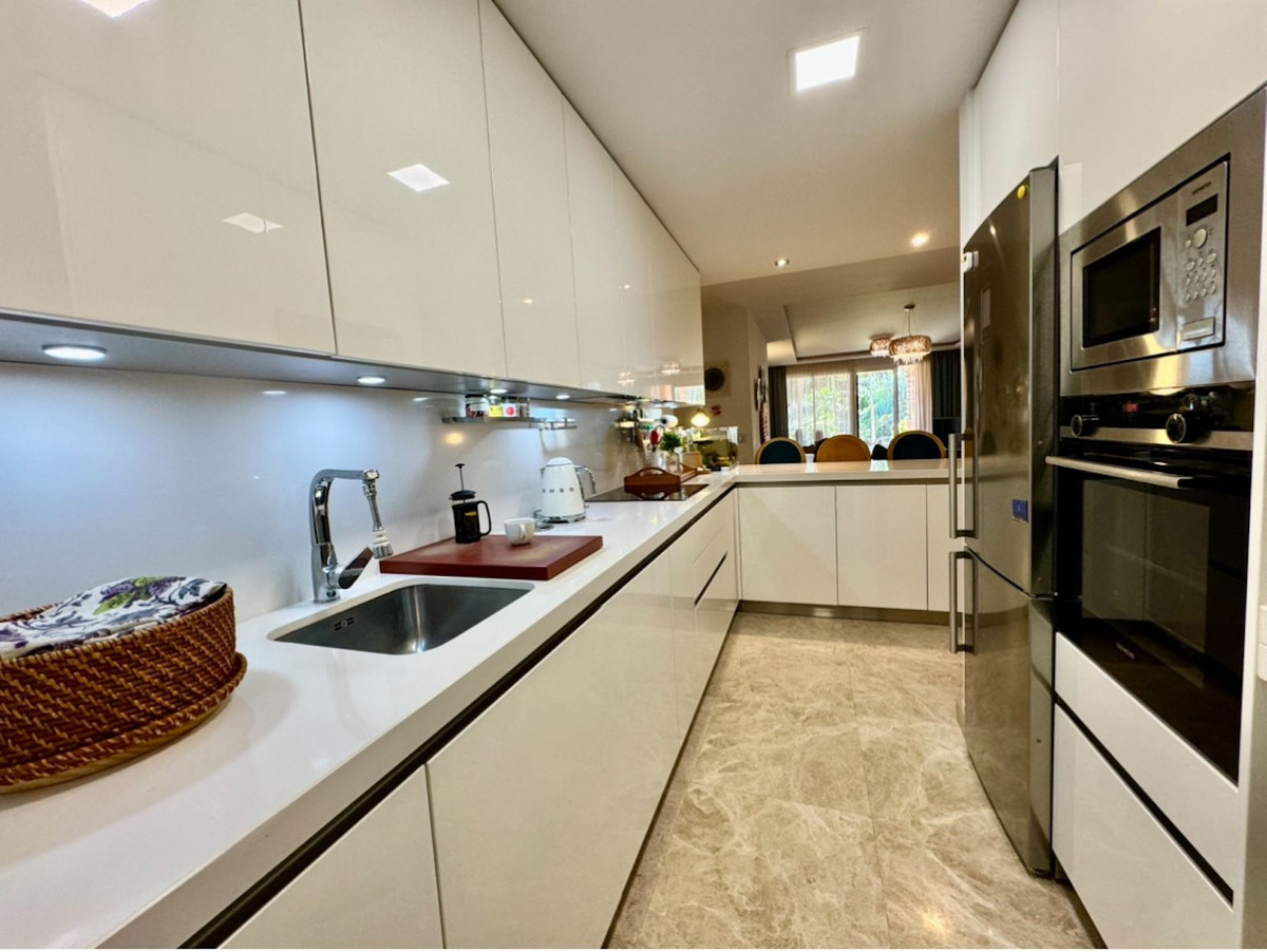 2 Bedroom Apartment for Sale in Marbella — 3