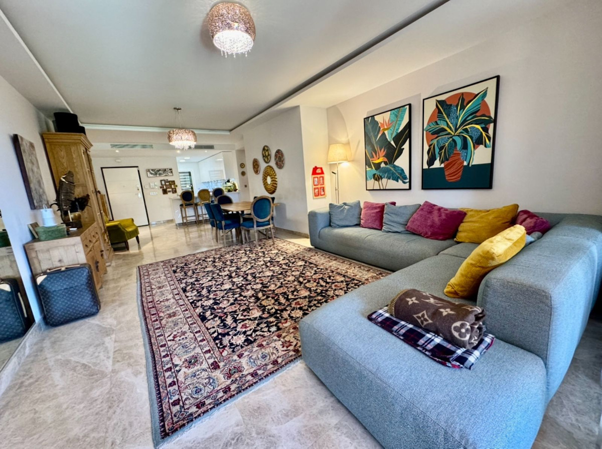2 Bedroom Apartment for Sale in Marbella — 7