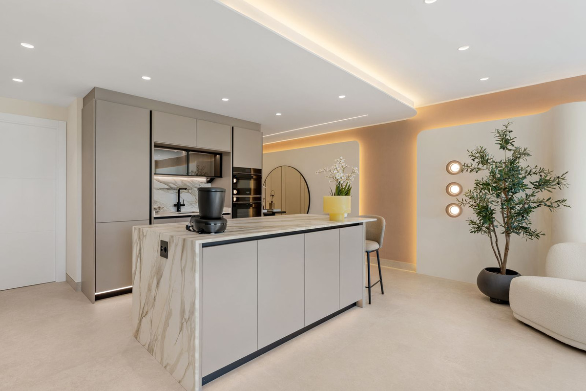 3 Bedroom Apartment for Sale in Costalita — 7