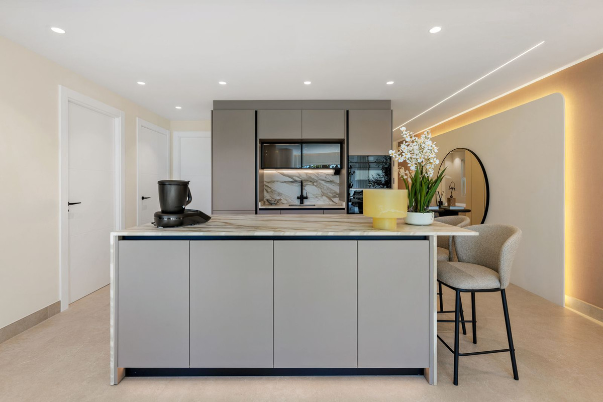 3 Bedroom Apartment for Sale in Costalita — 8