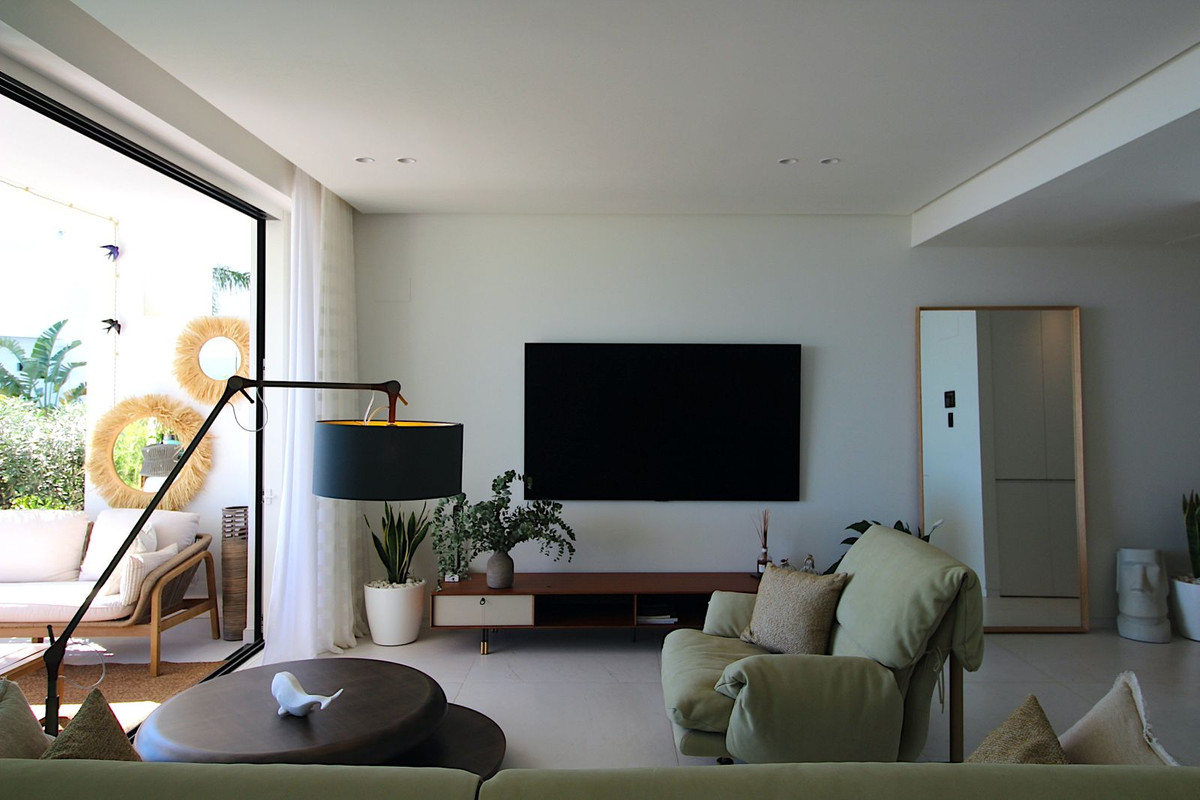 2 Bedroom Apartment for Sale in Marbella — view 10