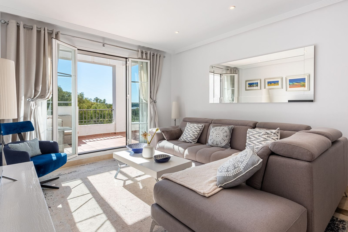 3 Bedroom Apartment for Sale in Los Arqueros — 2